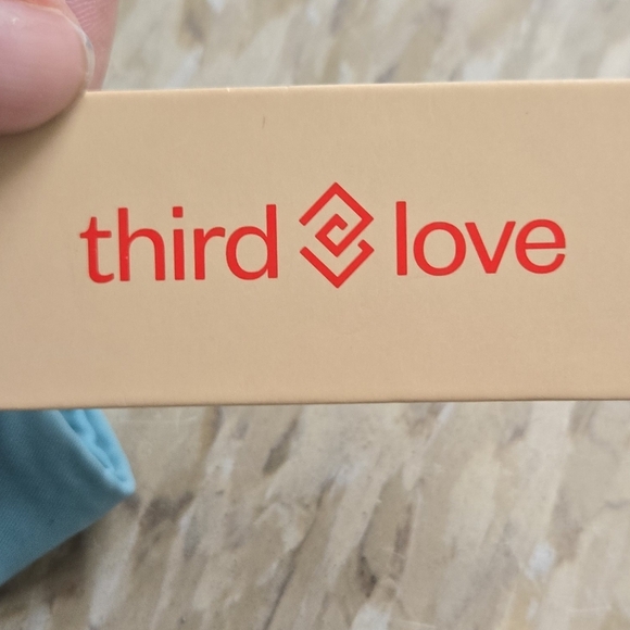 Blue Underwire Bra 44B NWT - Picture 5 of 7